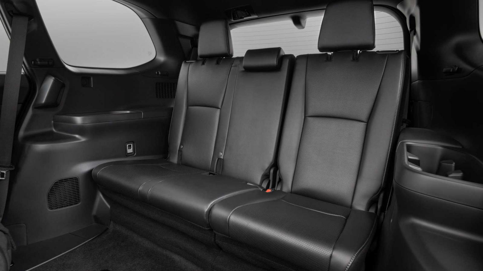 Πρεμιέρα για το νέο Toyota Grand Highlander με έως 367 ίππους